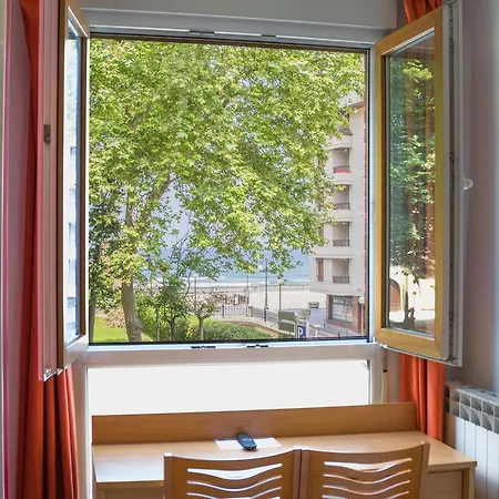 Ekia Pentsioa Guest house