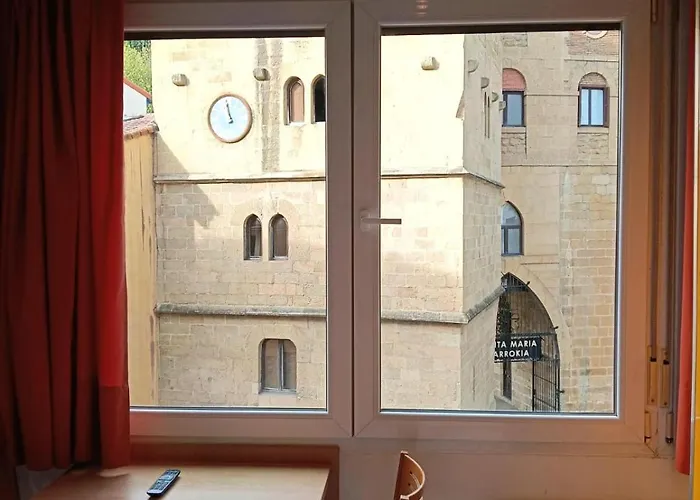 Ekia Pentsioa Pensión Zarautz