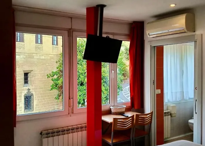 Pensión Ekia Pentsioa 2*