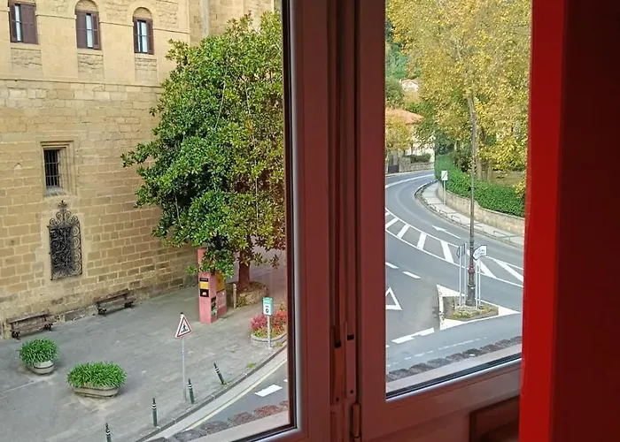 Ekia Pentsioa 2* Zarautz